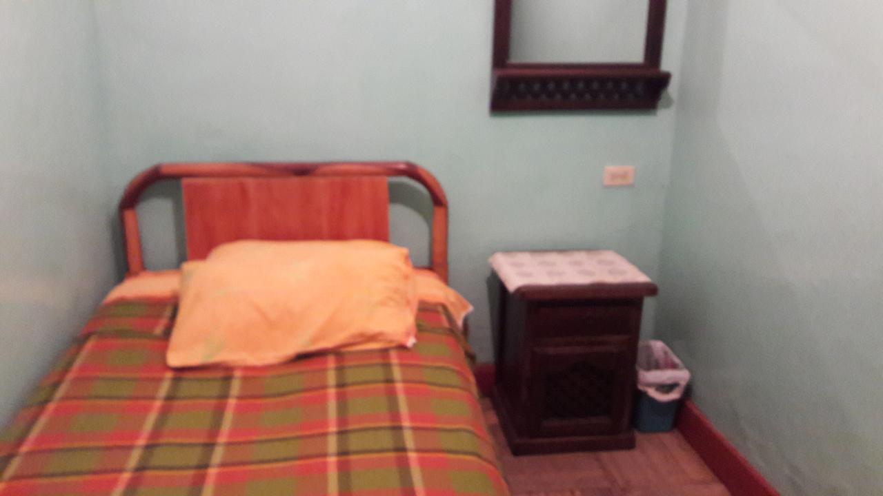 Hostal La Chorrera Quito Exterior photo